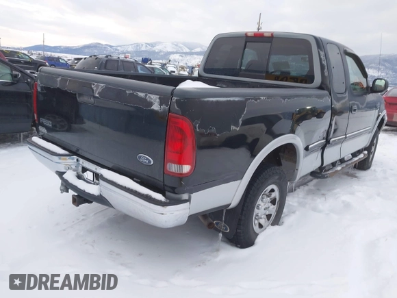 1998 Ford F-250 z VIN 2FTPX28L8WCB02569, wystawiony jako IAAI lot #41458634 z przebiegiem 195 384 mil mil oraz . Historia ofert i sprzedaży dostępna na DreamBid. Obrazek 4.