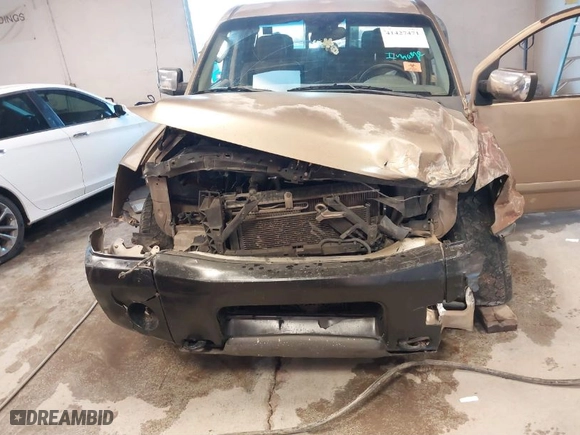 2004 Nissan Titan XE with VIN 1N6AA06A24N553627, listed as a IAAI auction lot 41427471 with 307,124 mi miles. Bid and sale history available at carsss.com. Image 6.