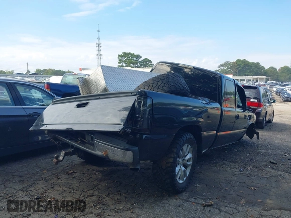 1999 Chevrolet Silverado 1500 LT with VIN 1GCEK19T5XE103902, listed as a IAAI auction lot 40495191 with Not Provided miles and . Bid and sale history available at DreamBid. Image 4.
