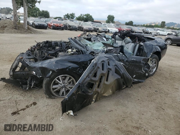2005 Ford Mustang Deluxe z VIN 1ZVFT84N055184093, wystawiony jako Copart lot #60437785 z przebiegiem Nie podano mil oraz Nie do naprawy • Non repairable. Historia ofert i sprzedaży dostępna na DreamBid. Obrazek 1.