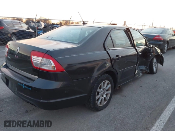 2007 Mercury Milan z VIN 3MEHM07Z57R645652, wystawiony jako IAAI lot #41149884 z przebiegiem 219 655 mil mil oraz . Historia ofert i sprzedaży dostępna na DreamBid. Obrazek 4.