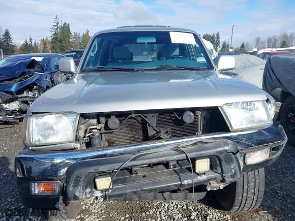 1999 Toyota 4Runner SR5 with VIN JT3HN86R3X0253157, listed as a IAAI auction lot 41539472 with 199,023 mi miles. Bid and sale history available at carsss.com. Image 13.