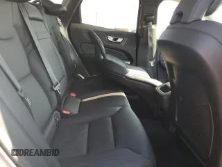 2020 Volvo XC60 Momentum z VIN YV4102RK0L1416470, wystawiony jako Copart lot #60499925 z przebiegiem 38 655 mil mil oraz Szkoda całkowita • Salvage title. Historia ofert i sprzedaży dostępna na DreamBid. Obrazek 11.