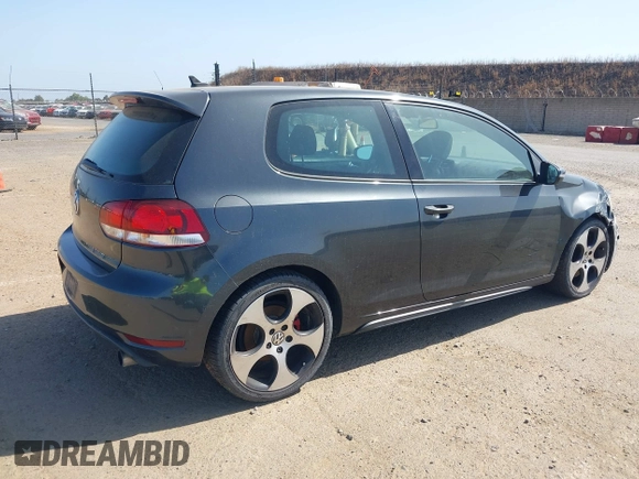 2012 Volkswagen GTI w/Conv & Sunroof z VIN WVWEV7AJ1CW261100, wystawiony jako IAAI lot #42398260 z przebiegiem 206 160 mil mil oraz . Historia ofert i sprzedaży dostępna na DreamBid. Obrazek 4.