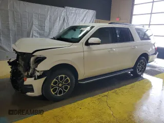 2023 Ford Expedition Max XLT z VIN 1FMJK1H8XPEA11434, wystawiony jako Copart lot #89208115 z przebiegiem 51 794 mil mil oraz Czysty tytuł • Clean title. Historia ofert i sprzedaży dostępna na DreamBid. Obrazek 1.