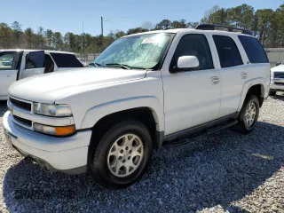 2004 Chevrolet Tahoe LT with VIN 1GNEK13ZX4R311878, listed as a Copart auction lot 50291195 with 271,586 mi miles and Salvage Title. Bid and sale history available at carsss.com. Image 1.