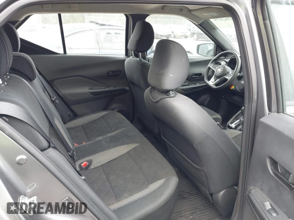 2020 Nissan Kicks S z VIN 3N1CP5BV9LL530914, wystawiony jako IAAI lot #41963479 z przebiegiem 93 062 mil mil oraz . Historia ofert i sprzedaży dostępna na DreamBid. Obrazek 8.
