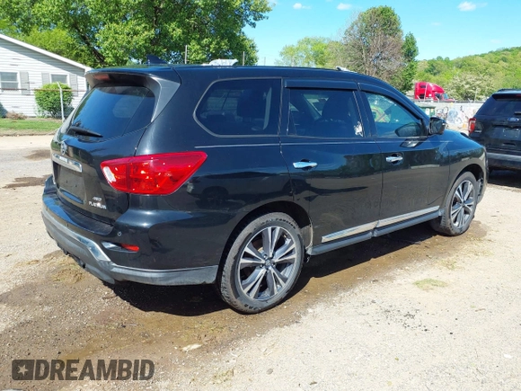 2020 Nissan Pathfinder Platinum z VIN 5N1DR2DM6LC580398, wystawiony jako IAAI lot #42224602 z przebiegiem 85 297 mil mil oraz . Historia ofert i sprzedaży dostępna na DreamBid. Obrazek 4.