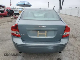 2005 Volvo S40 with VIN YV1MS682752096140, listed as a Copart auction lot 53335395 with 53,514 mi miles and Clean Title. Bid and sale history available at carsss.com. Image 6.