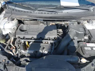 2012 Kia Forte SX с VIN KNAFW5A32C5572660, выставлен на аукционе IAAI как лот 42227655 с пробегом 92 467 миль миль и . История ставок и продаж доступна на DreamBid. Изображение 10.