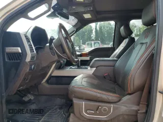 2017 Ford F-250 Lariat z VIN 1FT7W2BTXHEE01246, wystawiony jako Copart lot #65426025 z przebiegiem Nie podano mil oraz Szkoda całkowita • Salvage title. Historia ofert i sprzedaży dostępna na DreamBid. Obrazek 7.