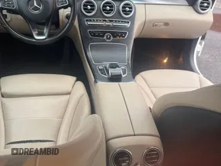 2015 Mercedes-Benz C 300 Luxury с VIN 55SWF4KB0FU063185, выставлен на аукционе Copart как лот 67022065 с пробегом Не указан миль и Чистый • Clean title. История ставок и продаж доступна на DreamBid. Изображение 6.