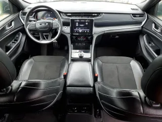 2024 Jeep Grand Cherokee Altitude with VIN 1C4RJHAG2RC108680, listed as a Copart auction lot 62845525 with 31,633 mi miles and Clean title. Bid and sale history available at DreamBid. Image 8.