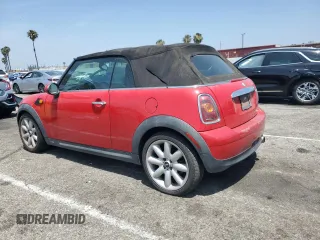 2010 MINI Convertible с VIN WMWMR3C59ATU97966, выставлен на аукционе Copart как лот 59870035 с пробегом 124 132 миль миль и Списание • Salvage title. История ставок и продаж доступна на DreamBid. Изображение 2.