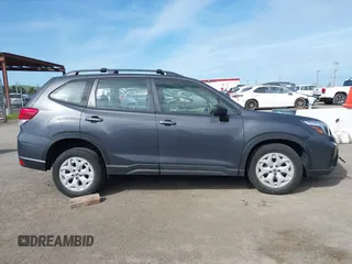2021 Subaru Forester with VIN JF2SKADC3MH404559, listed as a IAAI auction lot 41858201 with 35,247 mi miles. Bid and sale history available at carsss.com. Image 13.