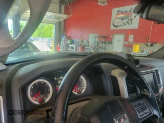 2014 Ram 1500 Lone Star с VIN 1C6RR6LT2ES205764, выставлен на аукционе IAAI как лот 42569100 с пробегом 252 065 миль миль и . История ставок и продаж доступна на DreamBid. Изображение 41.
