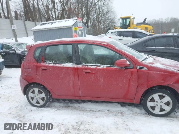 2011 Chevrolet Aveo 2LT z VIN KL1TG6DE8BB122430, wystawiony jako IAAI lot #41248992 z przebiegiem 115 066 mil mil oraz . Historia ofert i sprzedaży dostępna na DreamBid. Obrazek 21.