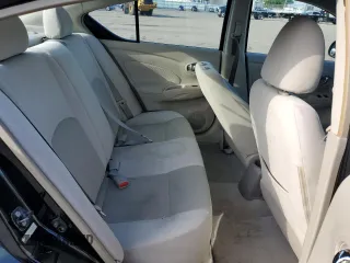 2012 Nissan Versa SV z VIN 3N1CN7APXCL939881, wystawiony jako Copart lot #58373915 z przebiegiem 82 970 mil mil oraz Szkoda całkowita • Salvage title. Historia ofert i sprzedaży dostępna na DreamBid. Obrazek 10.