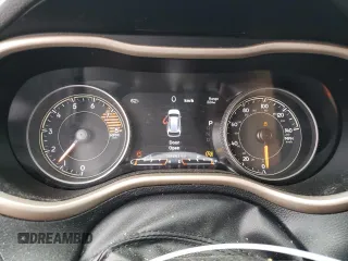 2017 Jeep Cherokee High Altitude с VIN 1C4PJMDS1HW629497, выставлен на аукционе Copart как лот 57837685 с пробегом 164 863 миль миль и Списание • Salvage title. История ставок и продаж доступна на DreamBid. Изображение 9.