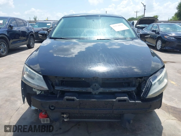 2012 Volkswagen Jetta SE with VIN 3VWDP7AJ6CM391733, listed as a IAAI auction lot 42732512 with 158,183 mi miles and . Bid and sale history available at DreamBid. Image 6.