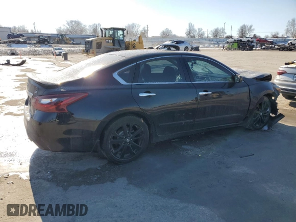 2017 Nissan Altima SR z VIN 1N4AL3AP0HN346577, wystawiony jako Copart lot #45187625 z przebiegiem 87 109 mil mil oraz Szkoda całkowita • Salvage title. Historia ofert i sprzedaży dostępna na DreamBid. Obrazek 3.
