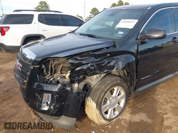 2013 GMC Terrain SLE with VIN 2GKALMEK2D6379727, listed as a IAAI auction lot 41098073 with 149,102 mi miles. Bid and sale history available at carsss.com. Image 6.