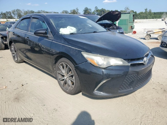 2015 Toyota Camry XLE with VIN 4T1BF1FK7FU495753, listed as a Copart auction lot 68097684 with 274,903 mi miles and Salvage Title. Bid and sale history available at carsss.com. Image 4.