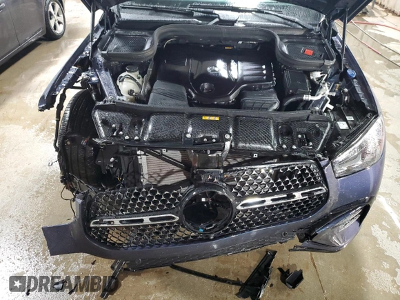 2024 Mercedes-Benz GLE 450 z VIN 4JGFB5KB1RB177783, wystawiony jako Copart lot #51010185 z przebiegiem 13 100 mil mil oraz Szkoda całkowita • Salvage title. Historia ofert i sprzedaży dostępna na DreamBid. Obrazek 11.