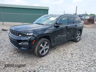 2024 Jeep Grand Cherokee Limited z VIN 1C4RJHBG9RC162492, wystawiony jako IAAI lot #42424937 z przebiegiem 5 939 mil mil oraz . Historia ofert i sprzedaży dostępna na DreamBid. Obrazek 2.