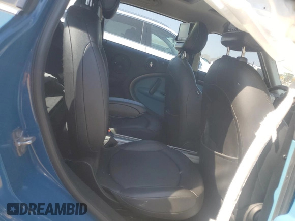2012 MINI Countryman S с VIN WMWZC3C5XCWL83290, выставлен на аукционе Copart как лот 51002505 с пробегом 115 595 миль миль и Списание • Salvage title. История ставок и продаж доступна на DreamBid. Изображение 10.