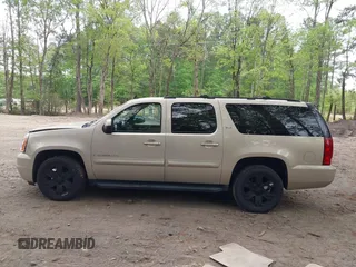 2008 GMC Yukon XL SLT 4SB with VIN 1GKFC16J28R107117, listed as a IAAI auction lot 42094539 with 197,311 mi miles and . Bid and sale history available at carsss.com. Image 14.