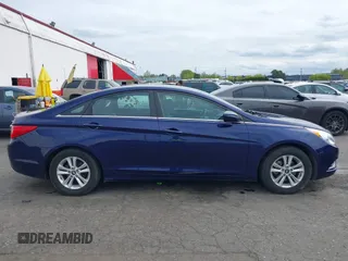 2013 Hyundai Sonata GLS with VIN 5NPEB4AC3DH669307, listed as a IAAI auction lot 42015043 with 105,690 mi miles and . Bid and sale history available at carsss.com. Image 13.