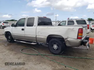 1999 GMC New Sierra 1500 SLE with VIN 2GTEC19T7X1523238, listed as a Copart auction lot 52725825 with 259,925 mi miles and Salvage Title. Bid and sale history available at carsss.com. Image 2.