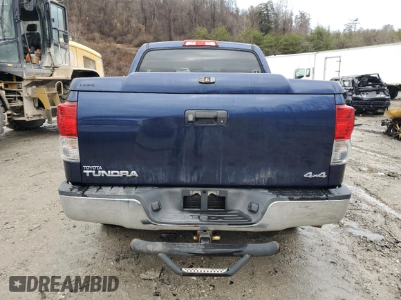 2013 Toyota Tundra with VIN 5TFDY5F18DX302012, listed as a Copart auction lot 43340675 with 33,685 mi miles and Salvage title. Bid and sale history available at DreamBid. Image 6.