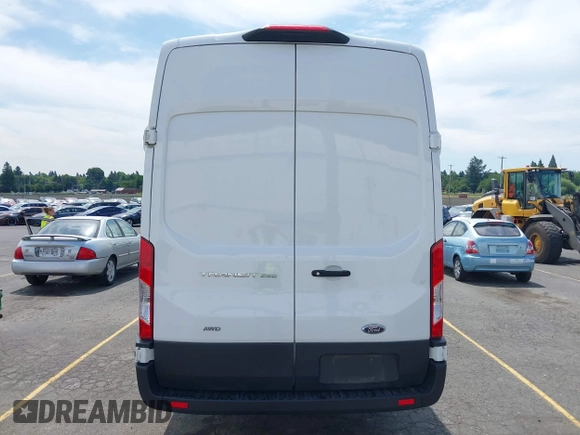 2023 Ford Transit Cargo z VIN 1FTBR3U86PKA69175, wystawiony jako IAAI lot #42520049 z przebiegiem 50 866 mil mil oraz . Historia ofert i sprzedaży dostępna na DreamBid. Obrazek 16.