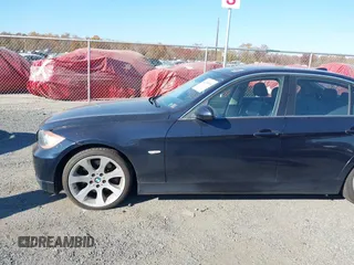 2006 BMW 3 Series 330i z VIN WBAVB33536AZ86617, wystawiony jako IAAI lot #40736005 z przebiegiem 139 015 mil mil oraz . Historia ofert i sprzedaży dostępna na DreamBid. Obrazek 15.