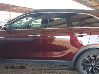 2019 Kia Sorento S V6 with VIN 5XYPG4A56KG590231, listed as a IAAI auction lot 41313789 with 92,776 mi miles. Bid and sale history available at carsss.com. Image 14.