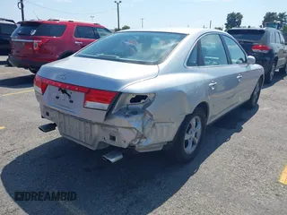 2006 Hyundai Azera SE with VIN KMHFC46F76A073367, listed as a IAAI auction lot 42174768 with 49,314 mi miles and . Bid and sale history available at DreamBid. Image 4.