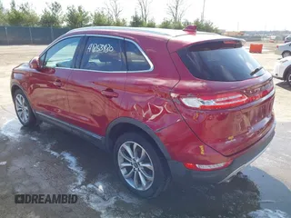 2015 Lincoln MKC z VIN 5LMCJ1A90FUJ32652, wystawiony jako IAAI lot #41853480 z przebiegiem 110 219 mil mil oraz . Historia ofert i sprzedaży dostępna na DreamBid. Obrazek 6.