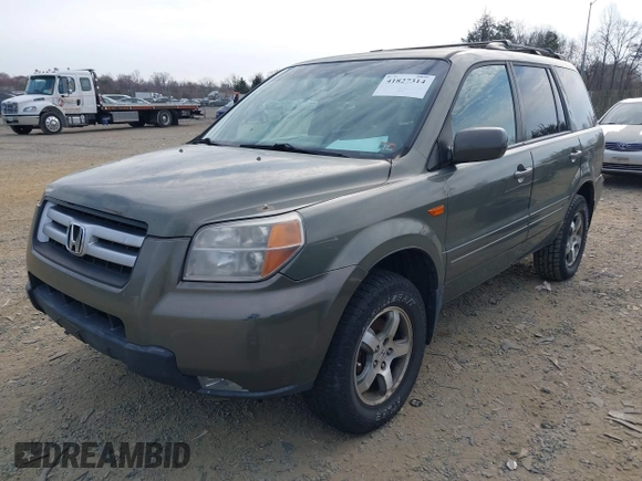 2007 Honda Pilot EX with VIN 5FNYF18467B011322, listed as a IAAI auction lot 41827314 with 253,222 mi miles. Bid and sale history available at carsss.com. Image 2.
