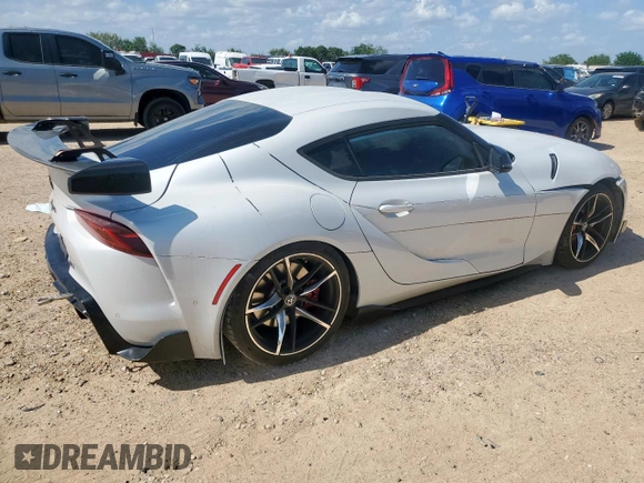 2021 Toyota Supra 3.0 with VIN WZ1DB0C05MW034477, listed as a Copart auction lot 61302525 with 80,962 mi miles and Salvage title. Bid and sale history available at DreamBid. Image 3.