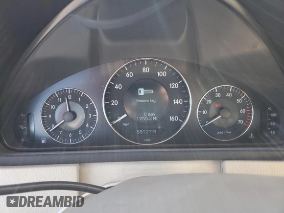 2005 Mercedes-Benz CLK 320 with VIN WDBTK65G45T043762, listed as a Copart auction lot 79904434 with 88,127 mi miles and Salvage Title. Bid and sale history available at DreamBid. Image 9.