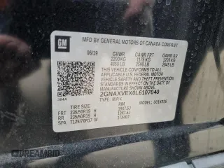 2020 Chevrolet Equinox LT z VIN 2GNAXVEX0L6107040, wystawiony jako Copart lot #48823775 z przebiegiem 70 951 mil mil oraz Czysty tytuł • Clean title. Historia ofert i sprzedaży dostępna na DreamBid. Obrazek 13.