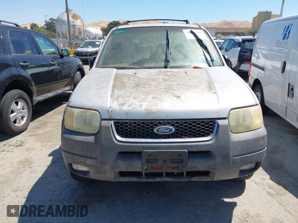 2002 Ford Escape XLT с VIN 1FMCU03142KA38985, выставлен на аукционе IAAI как лот 42663989 с пробегом 152 626 миль миль и . История ставок и продаж доступна на DreamBid. Изображение 6.