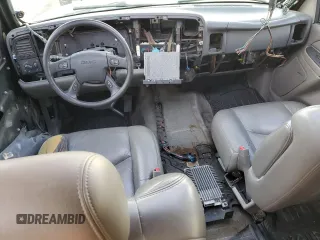 2005 GMC Yukon SLT z VIN 1GKEC13T35R120049, wystawiony jako Copart lot #42744495 z przebiegiem Nie podano mil oraz Szkoda całkowita • Salvage title. Historia ofert i sprzedaży dostępna na DreamBid. Obrazek 8.