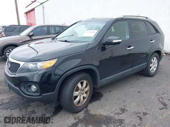 2012 Kia Sorento LX with VIN 5XYKT3A62CG281690, listed as a IAAI auction lot 41766386 with 108,464 mi miles. Bid and sale history available at carsss.com. Image 2.