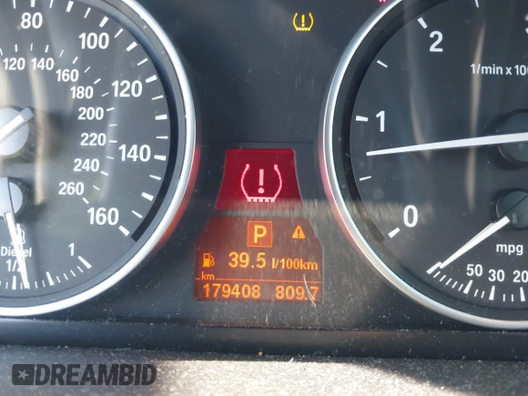 2012 BMW X5 35d with VIN 5UXZW0C56CL665631, listed as a IAAI auction lot 41055705 with 179,408 mi miles and . Bid and sale history available at DreamBid. Image 15.