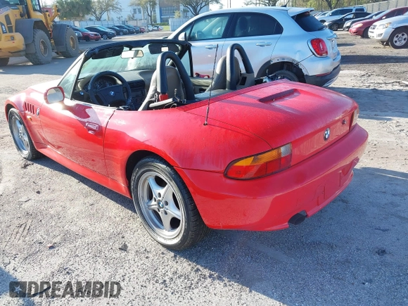 1998 BMW 3 Series 1.9L with VIN 4USCH7320WLD15574, listed as a IAAI auction lot 41683922 with 125,218 mi miles. Bid and sale history available at carsss.com. Image 3.