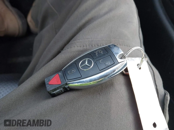 2015 Mercedes-Benz C 300 Luxury with VIN 55SWF4KBXFU077028, listed as a IAAI auction lot 41728293 with 149,131 mi miles and . Bid and sale history available at DreamBid. Image 11.