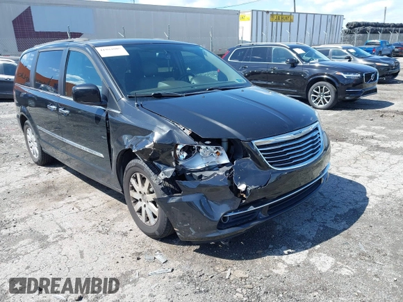 2015 Chrysler Town & Country Touring with VIN 2C4RC1BG5FR521339, listed as a IAAI auction lot 41984089 with 107,275 mi miles and . Bid and sale history available at DreamBid. Image 6.
